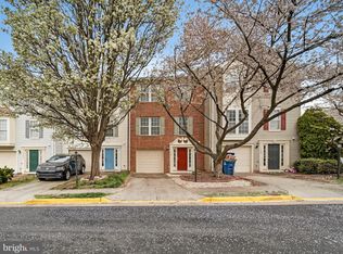 13662 Saint Johns Wood Pl, Herndon, VA 20171