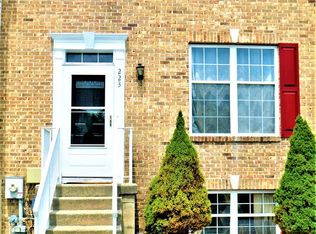 223 Pavin Ct, Newark, DE 19702