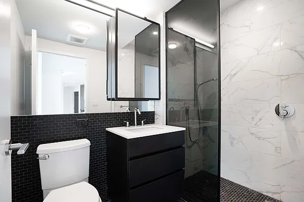 Rented by Cyberapts Management | media 19