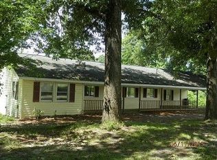 296 Byrd Rd, Cameron, NC 28326
