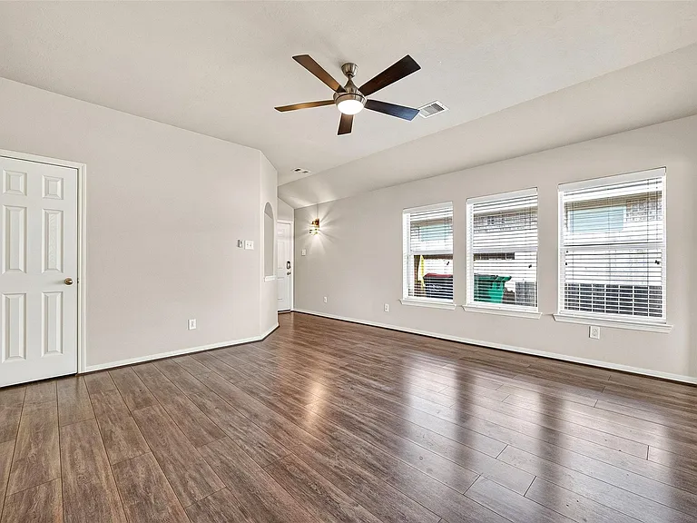 26810 Henson Falls Dr — Photo 5