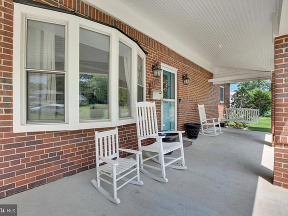 4th image of 6100 Leewood Dr