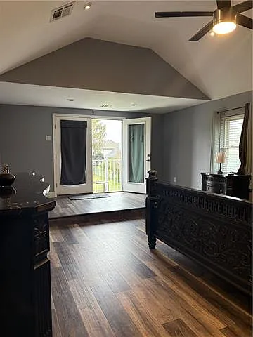 91 Rosedown Dr — Photo 8