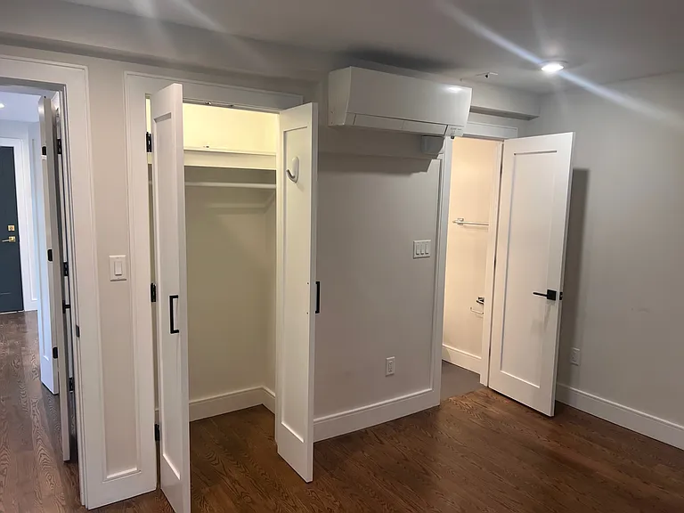 366 Hanover St #7 — Photo 13