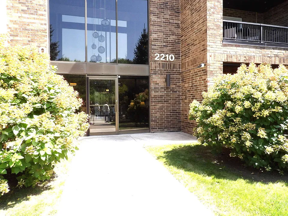 2210 Midland Grove Rd