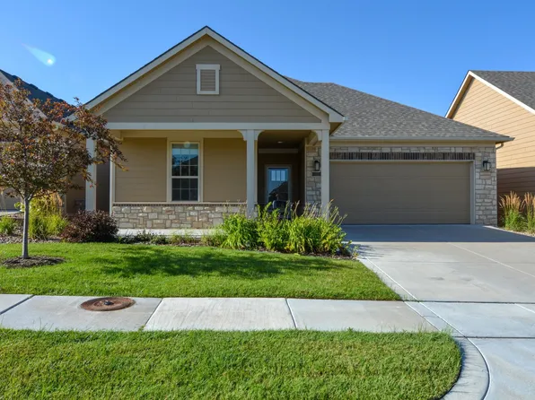 925 E Clearlake St, Derby, KS 67037