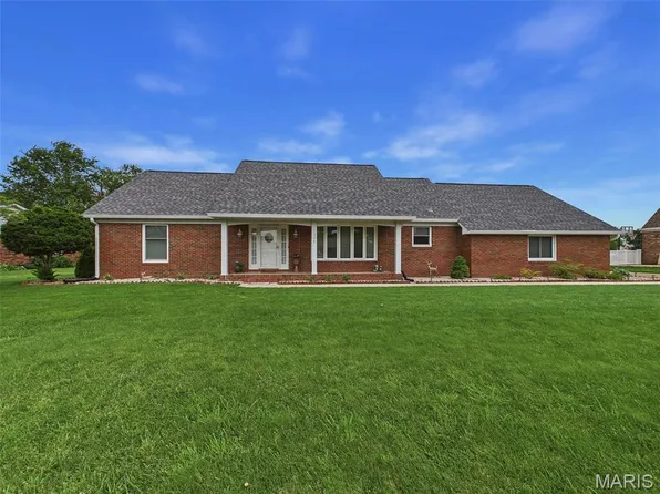 1228 Cardinal Dr, East Alton, IL 62024