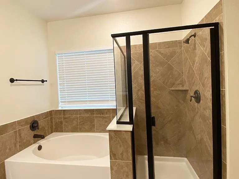 700 Screech Owl Dr — Photo 20