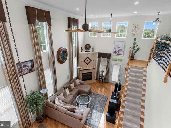 195 Roosevelt Dr, Yardley, PA 19067