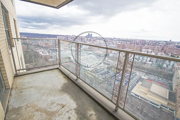 Rented by Olnick Organization | media 11