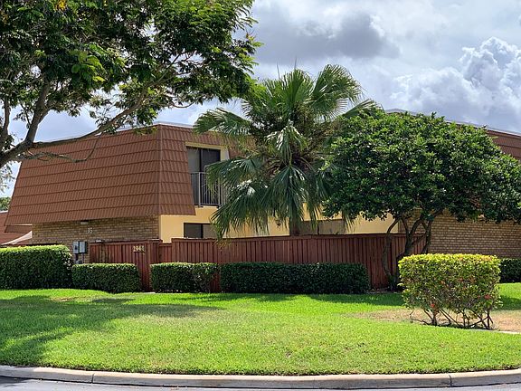 4th image of 2944 Waterford Dr S #2944