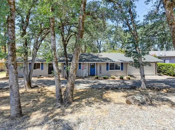 12741 Torrey Pines Dr, Auburn, CA 95602