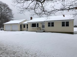 18 Stevenson Rd, Kittery, ME 03904