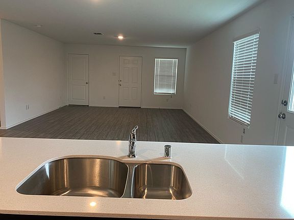 2nd image of 5549 Timber Dr