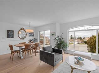 5367 Catalina Dr, Nanaimo, BC V9V1G8