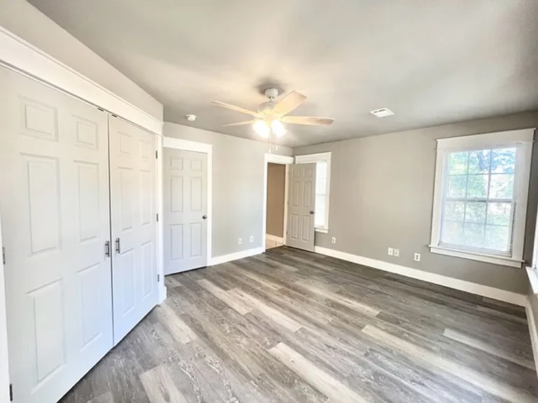 140 Hickory Loop Dr — Photo 16