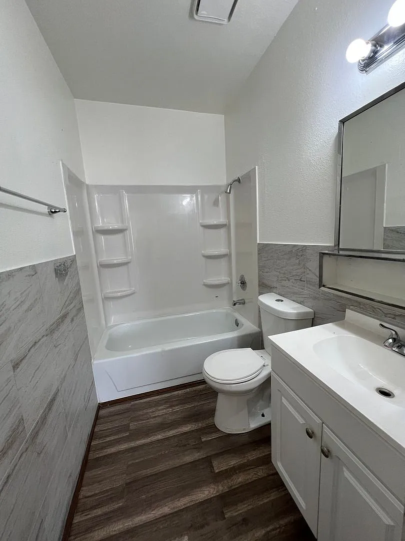 6942 Appleton Drive — Photo 2