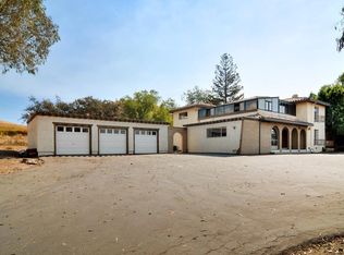 811 Carpenter Dr, Hollister, CA 95023