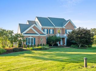 3300 Plantation Grove Ln, Haymarket, VA 20169