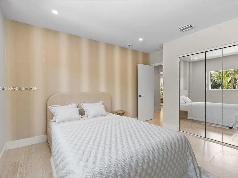 1345 SW 14th Ave — Photo 28