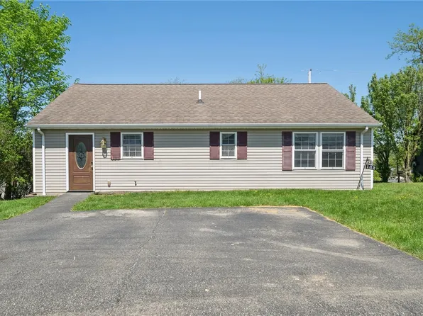 132 Cherry St, Canonsburg, PA 15317