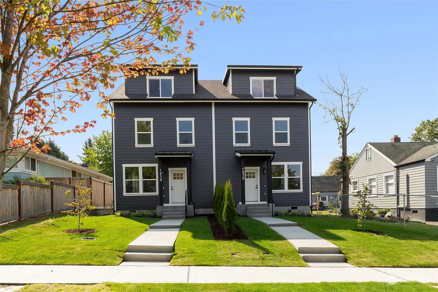 1836 E Morton Street photo 1