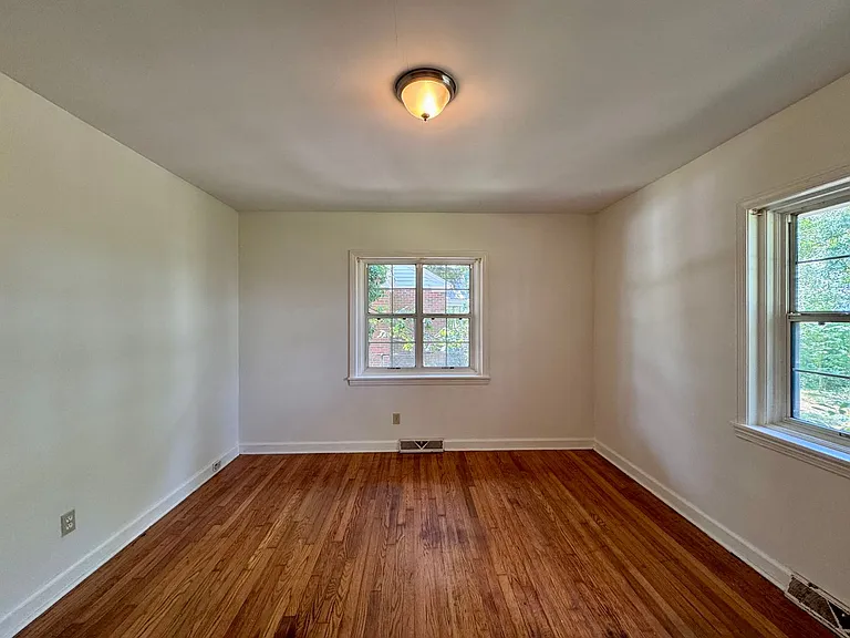 114 Lookout Cir SW — Photo 8