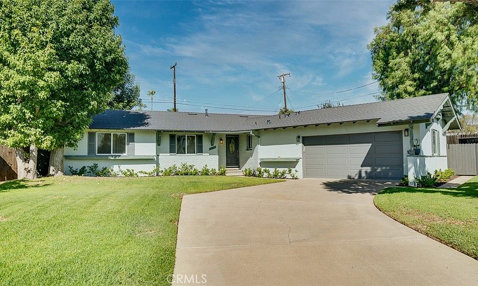 1st image of 1301 Cameo Dr