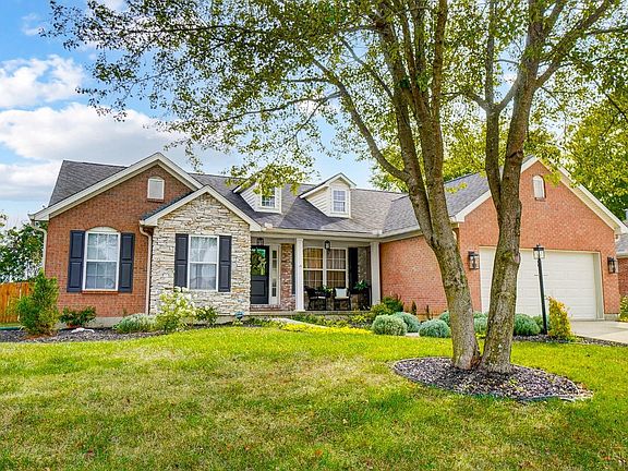 4th image of 10135 Meadowknoll Dr