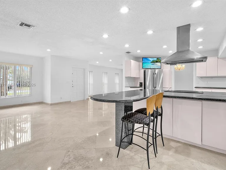 3441 N Hills Dr — Photo 20
