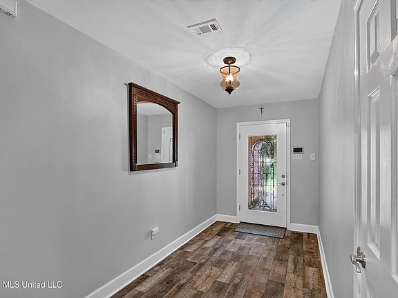 4th image of 5624 Aila St