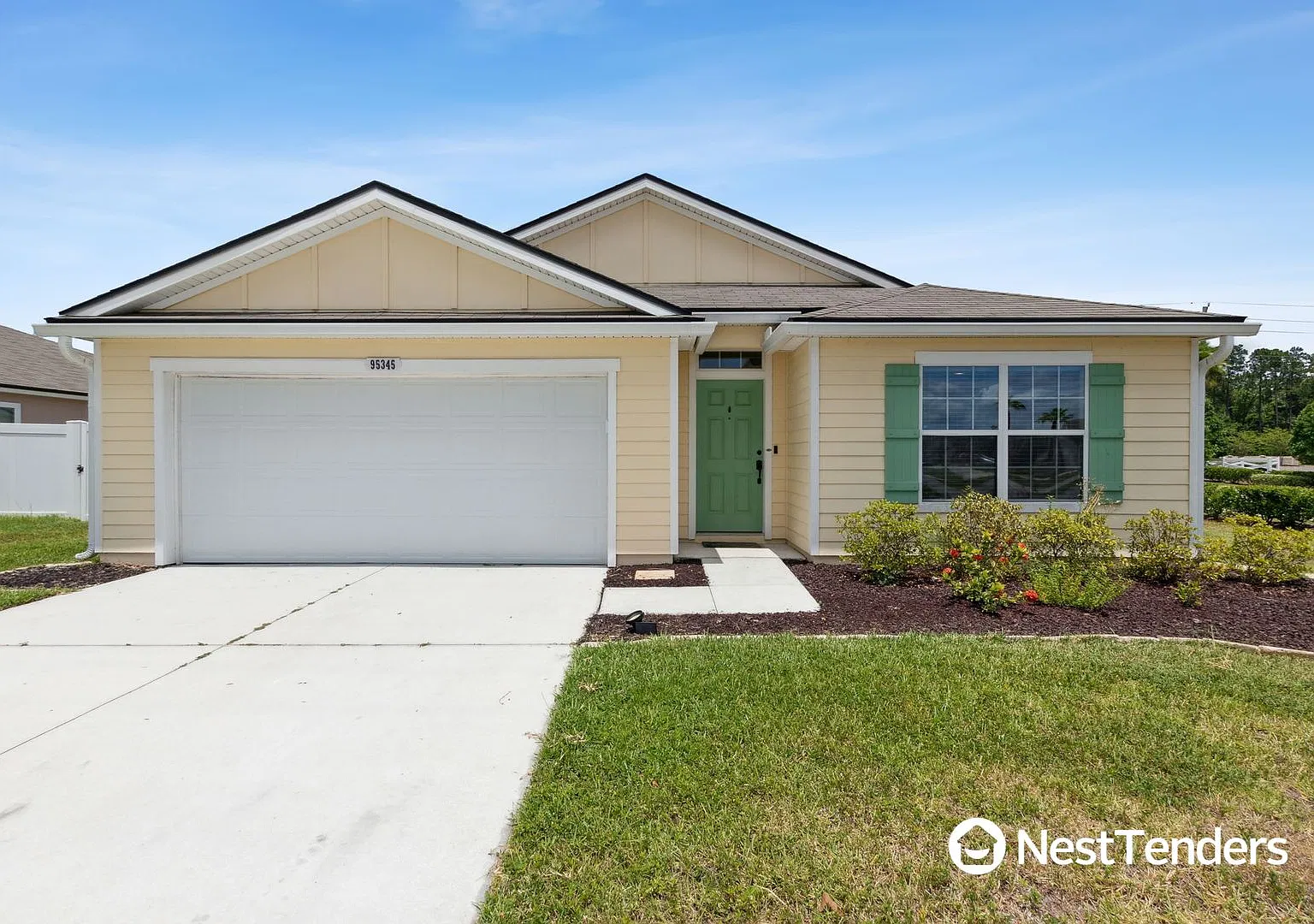 Four Bedroom Just Off Amelia Concourse! — Photo 1