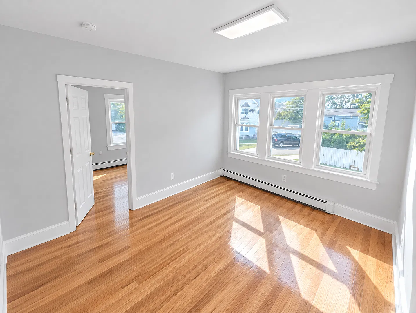 1136 Monroe Ave. — Photo 4