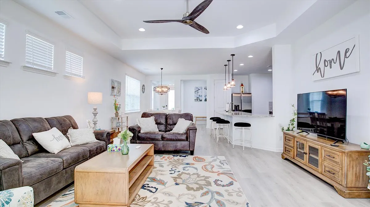 2 bed, 1785 sqft, $3,200 — Photo 4
