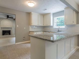 222 W North Hill Dr, Spring, TX 77388