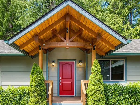 530 Montgomery Lane, Port Ludlow, WA 98365