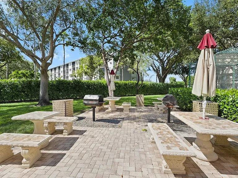 2106 Cypress Bend Dr #506 — Photo 32