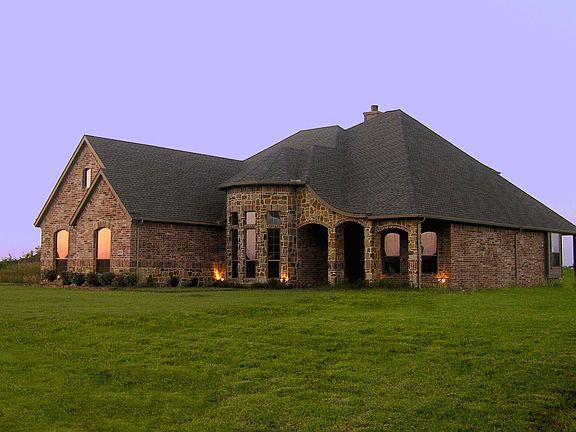 3rd image of 3019 Weldon Ln