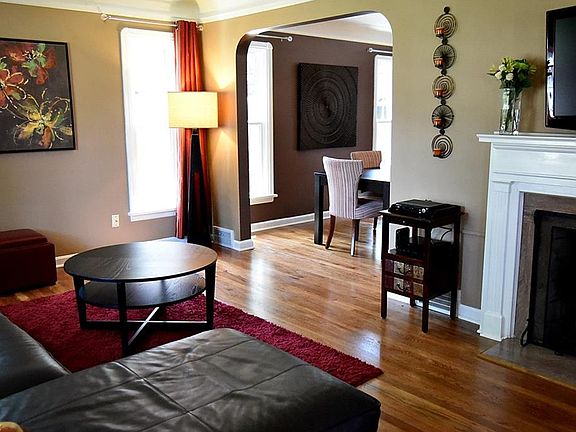 3rd image of 4476 W 227th St