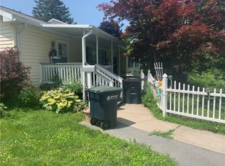 66 William Street Ext, Phelps, NY 14532