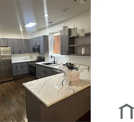 7919 S Ellis Ave — Photo 1