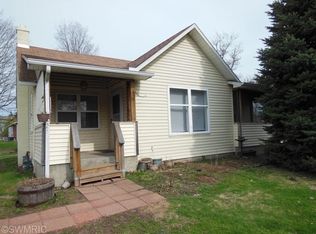 18 Avery Dr, Coldwater, MI 49036