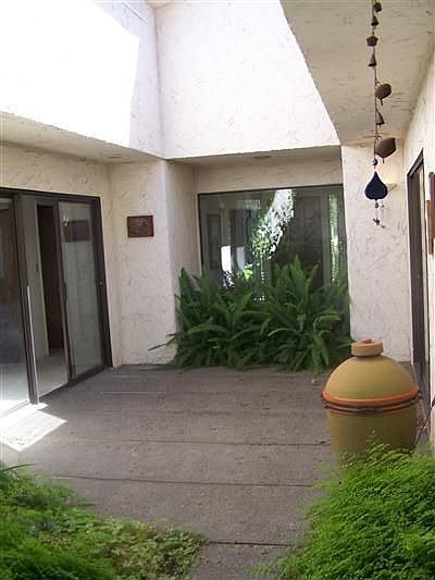 2nd image of 470 W Barstow Ave #9