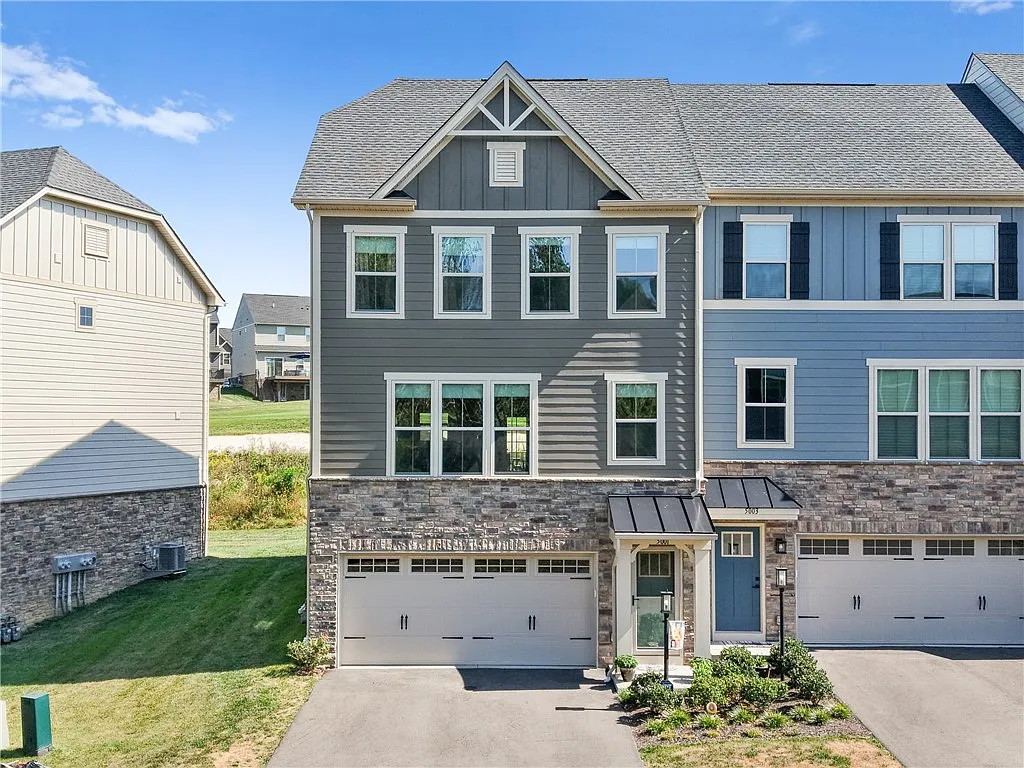5001 Lampl Ln photo 1