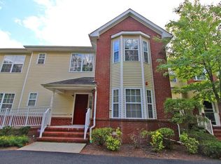 130 Forest Dr #130, Piscataway, NJ 08854
