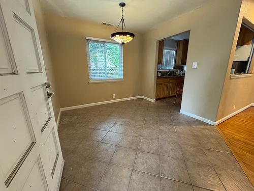 114 Sandalwood Ct Photo 1