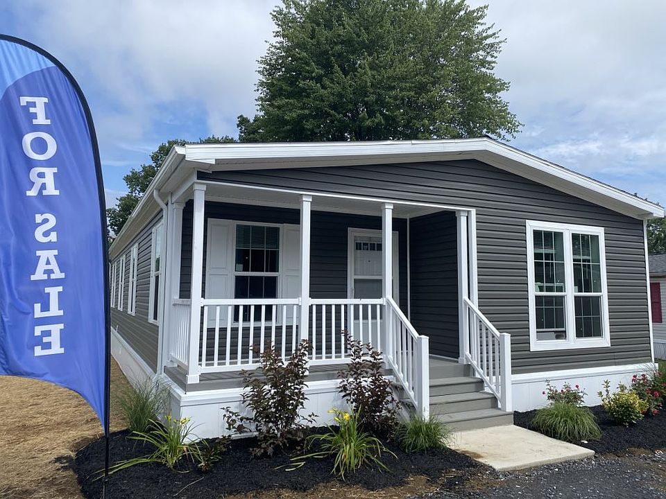 1st image of 4221 Leopard Cir #176
