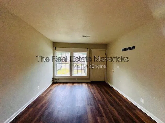 1 bed, 1.0 bath, 633 sqft, $775 — Photo 2
