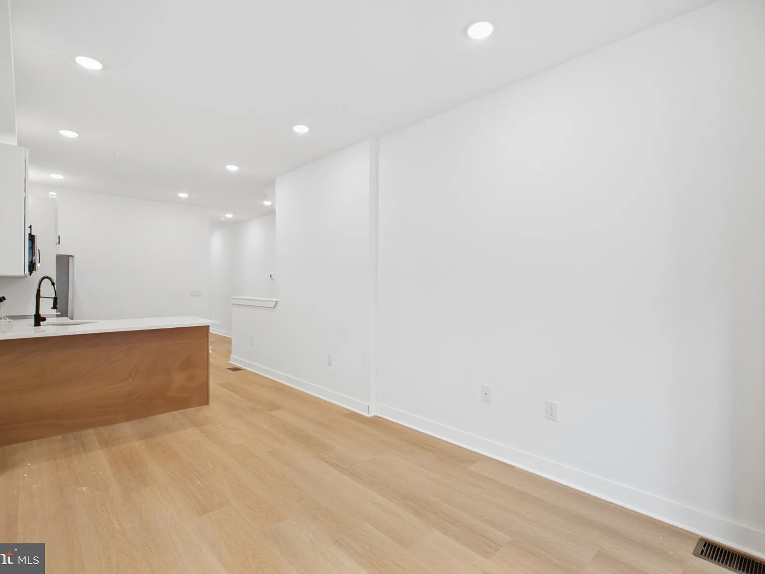 2506 N 12th St — Photo 3