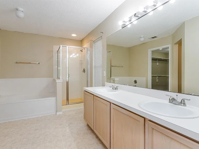 1308 Dundee Dr — Photo 25